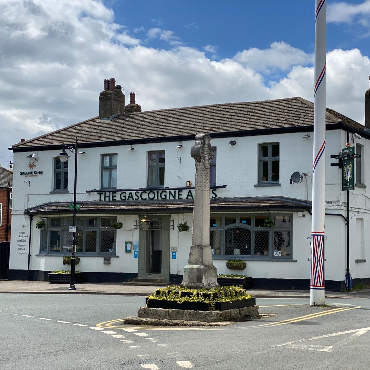 The Gascoigne Arms Pub With Food Ales Sport In Barwick In Elmet